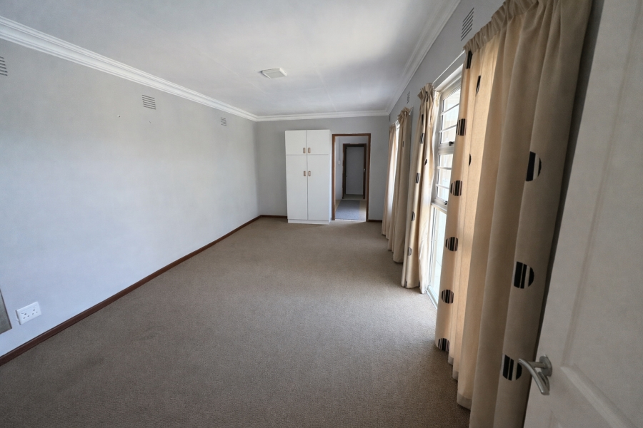4 Bedroom Property for Sale in Gonubie Eastern Cape